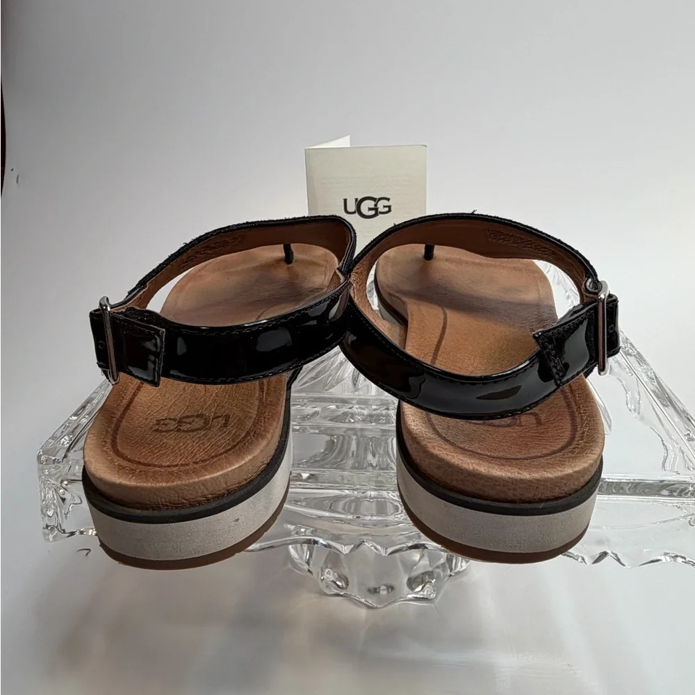 UGG Alessia sandal in black suede- size 7
